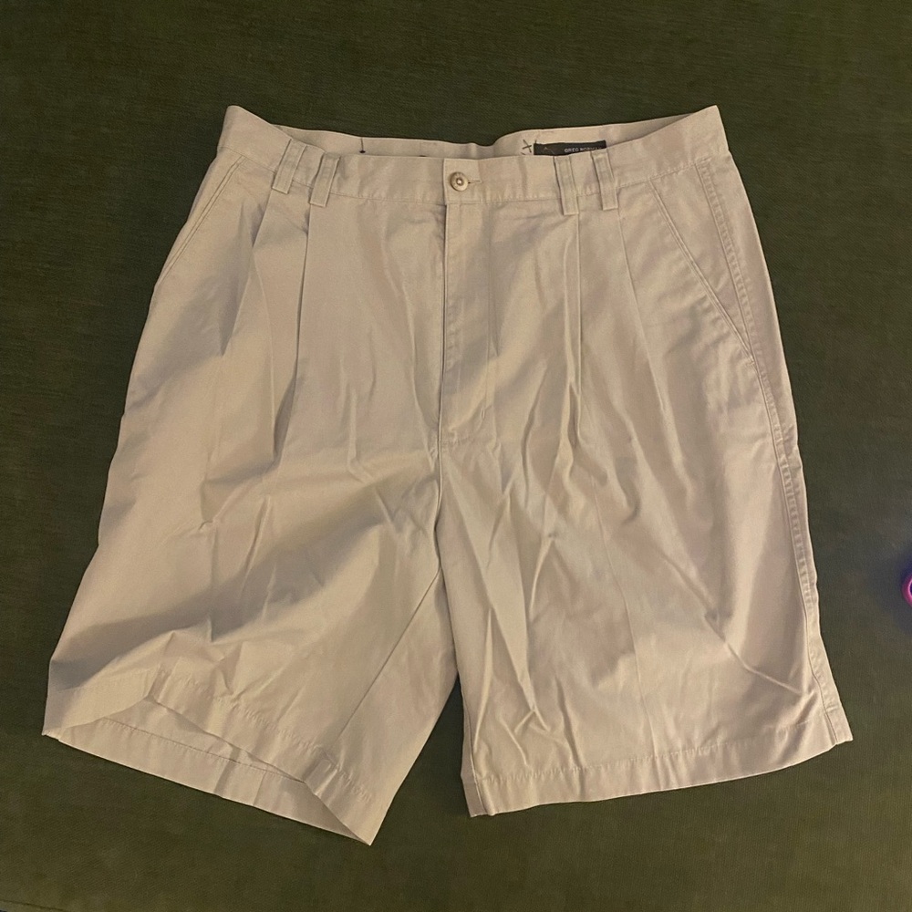 Greg Norman Collection Men's Flat Front Shorts - Cream VGUC